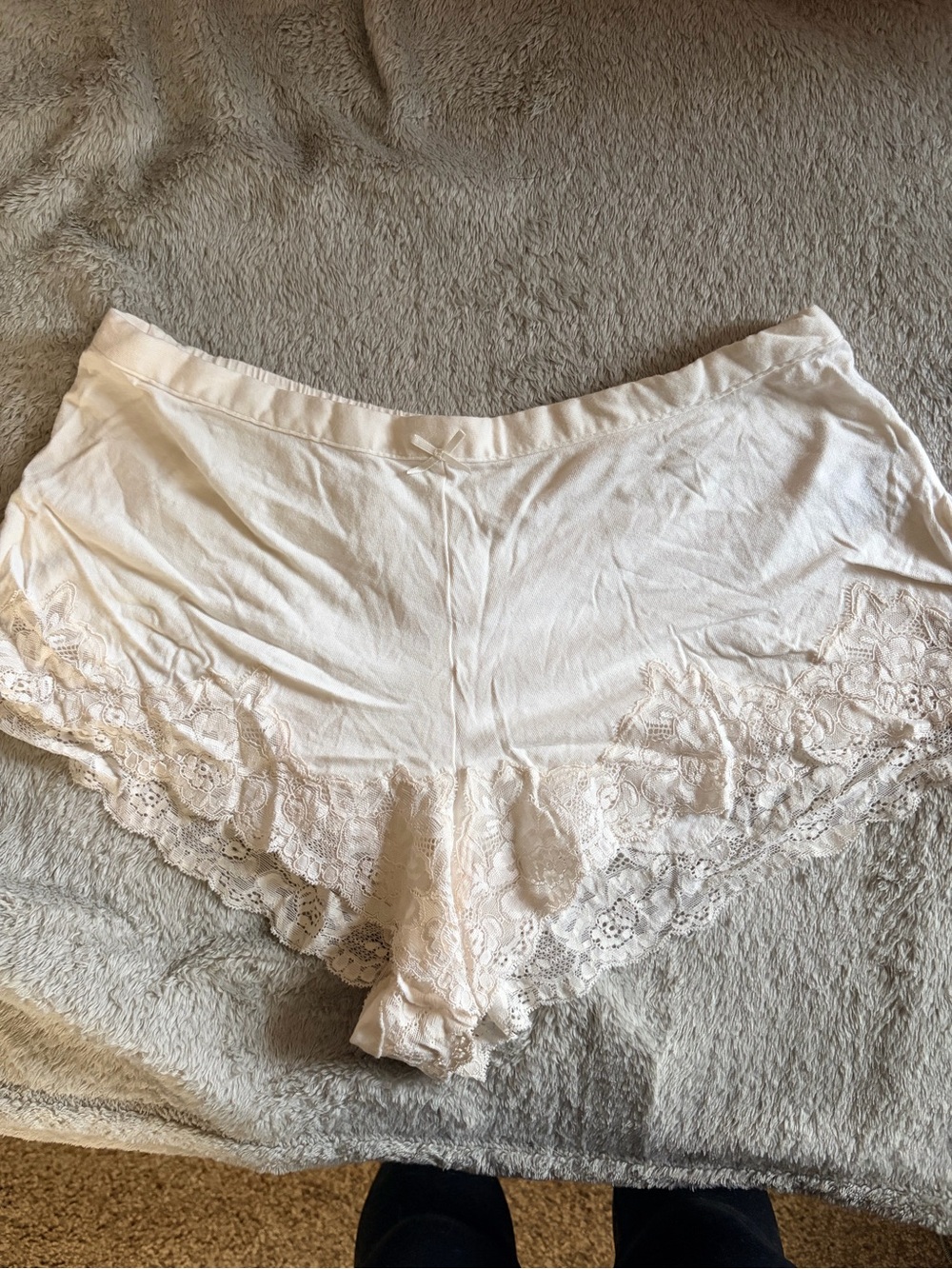 Lauren Ralph Lauren Cream Lace-Trim Sleep Shorts